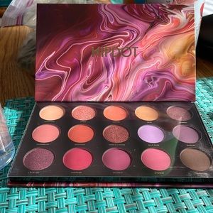 Hipdot Eyeshadow palette brand new in box.